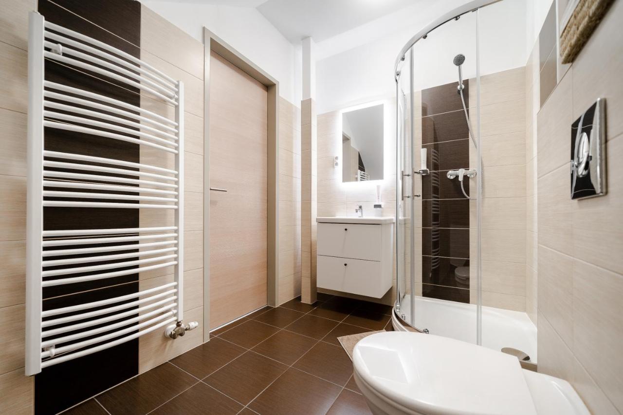 Hotel Pipacs Panir & Grill Garden Vendeghaz Győrújbarát Zewnętrze zdjęcie