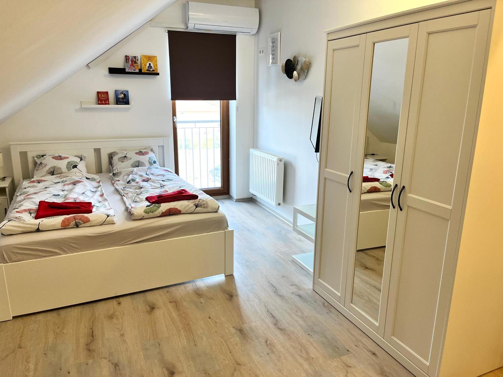 Hotel Pipacs Panir & Grill Garden Vendeghaz Győrújbarát Zewnętrze zdjęcie